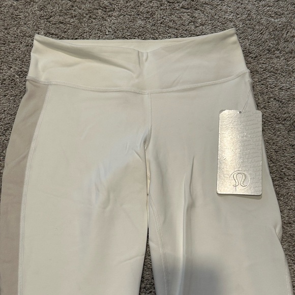 NWT lululemon leggings Retired Style! - Picture 7 of 7